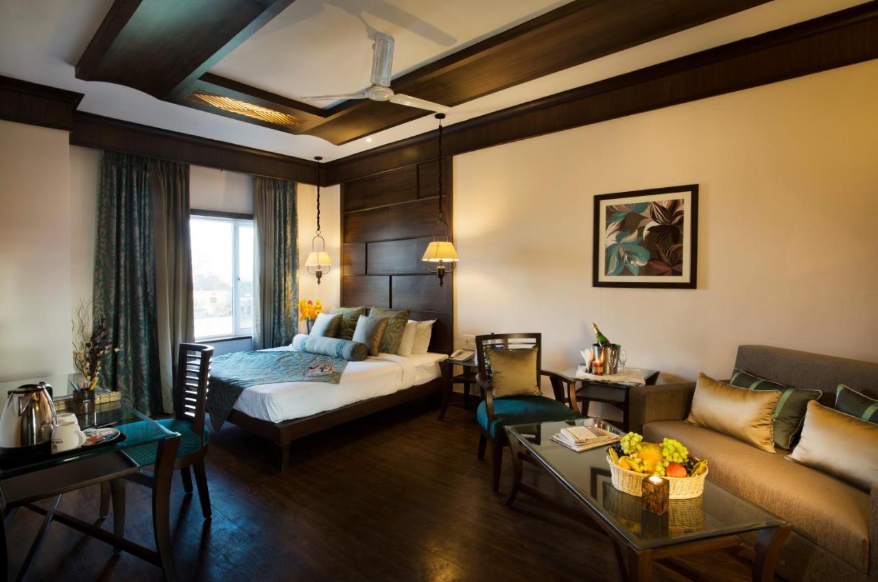 The Manor Kashipur By Leisure Hotels Exterior photo