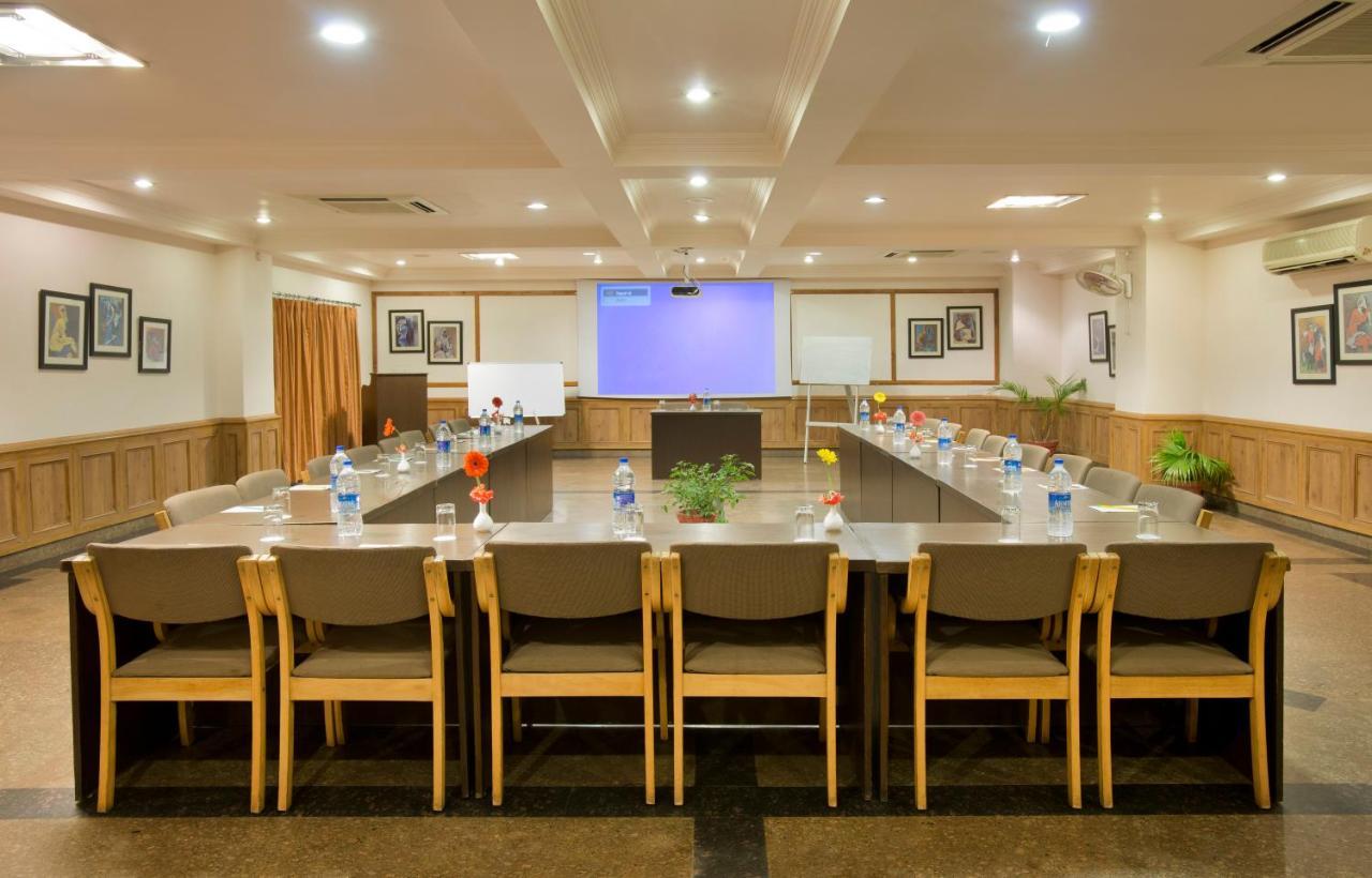 The Manor Kashipur By Leisure Hotels Exterior photo